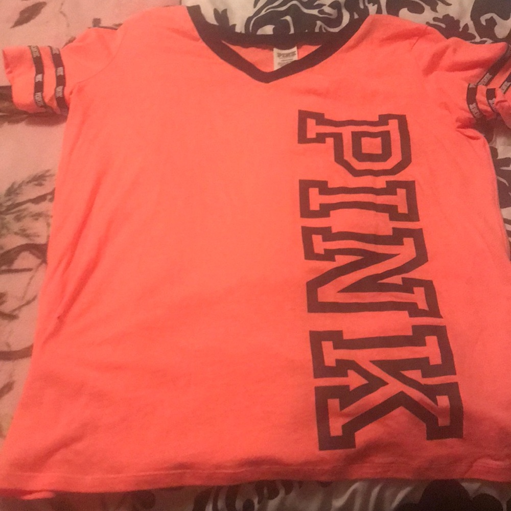 Tee shirt